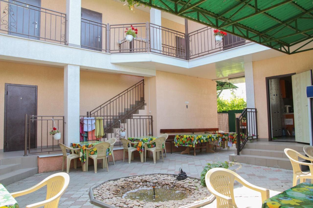 Hotel Kings Zatoka Exterior photo